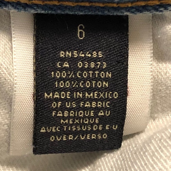 🦅 𝐀𝐌𝐄𝐑𝐈𝐂𝐀𝐍 𝐄𝐀𝐆𝐋𝐄 Shorts - Picture 4 of 5